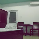 Cholon Business Hotel
